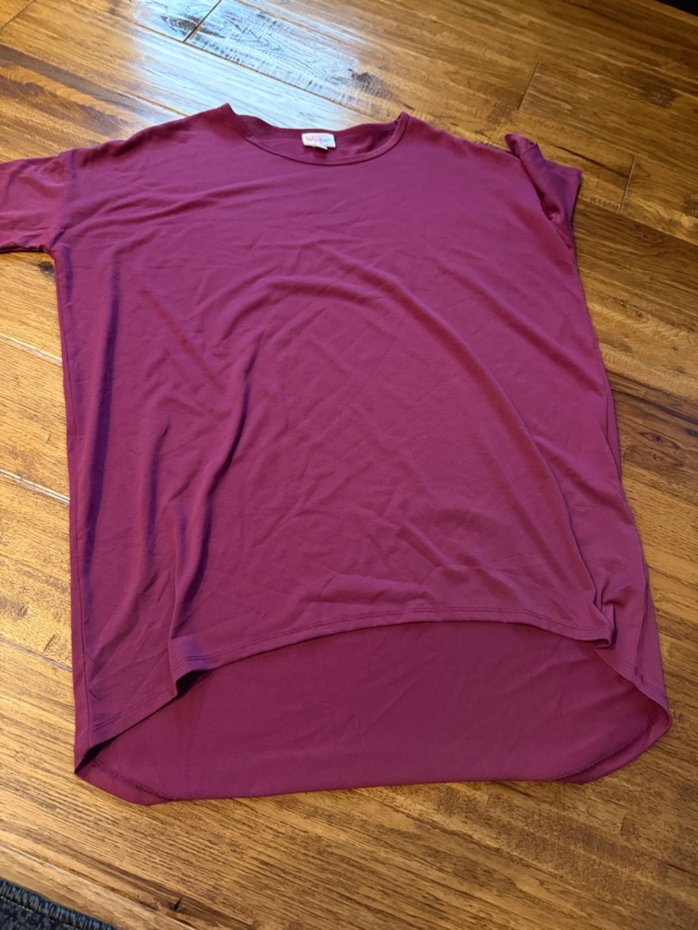 LuLaRoe Short Sleeve High-Low Tee in Deep Plum